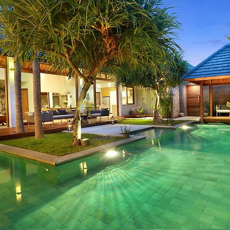 Villa Odyssey Seminyak  Exterior photo