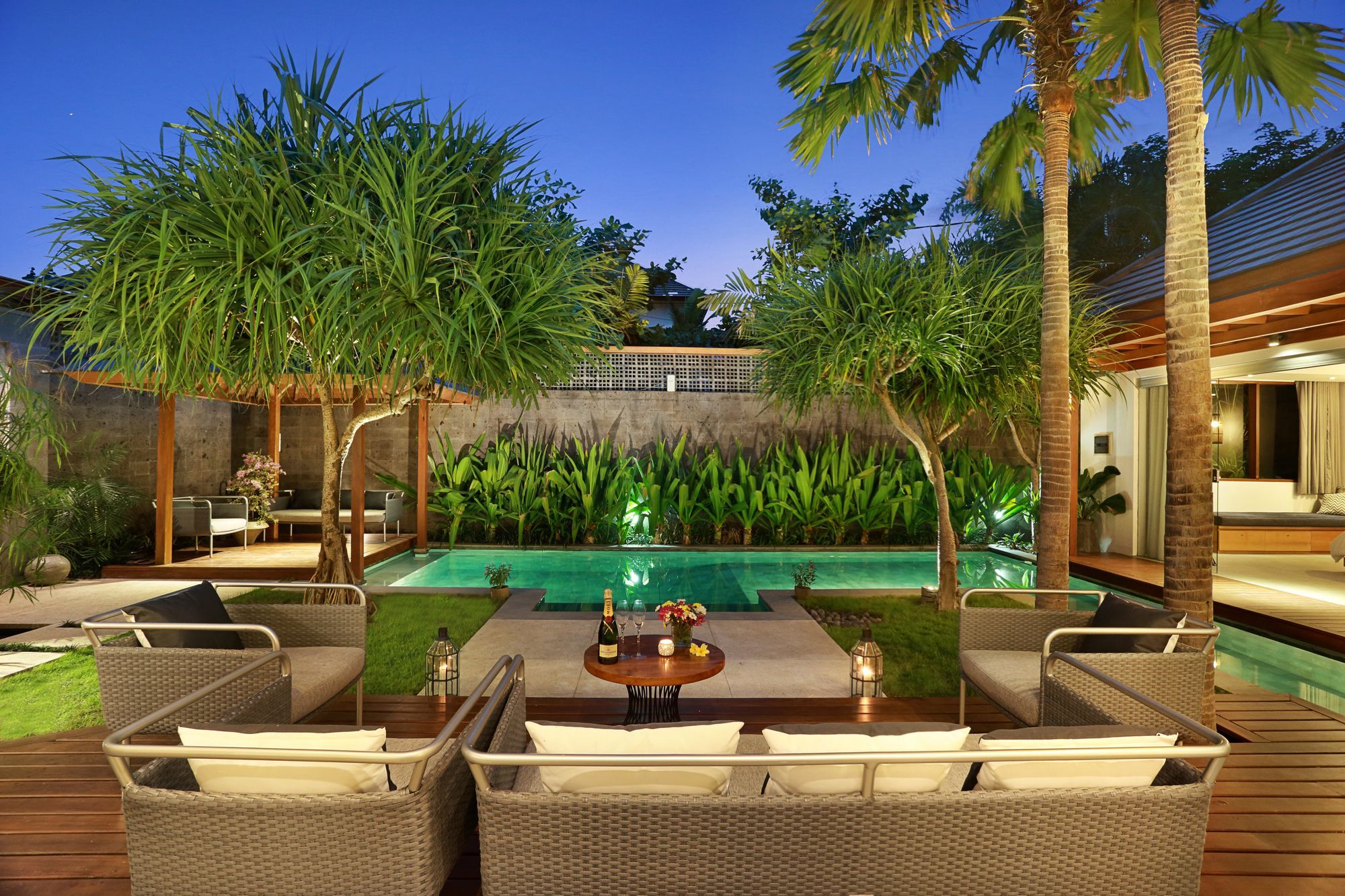Villa Odyssey Seminyak  Exterior photo