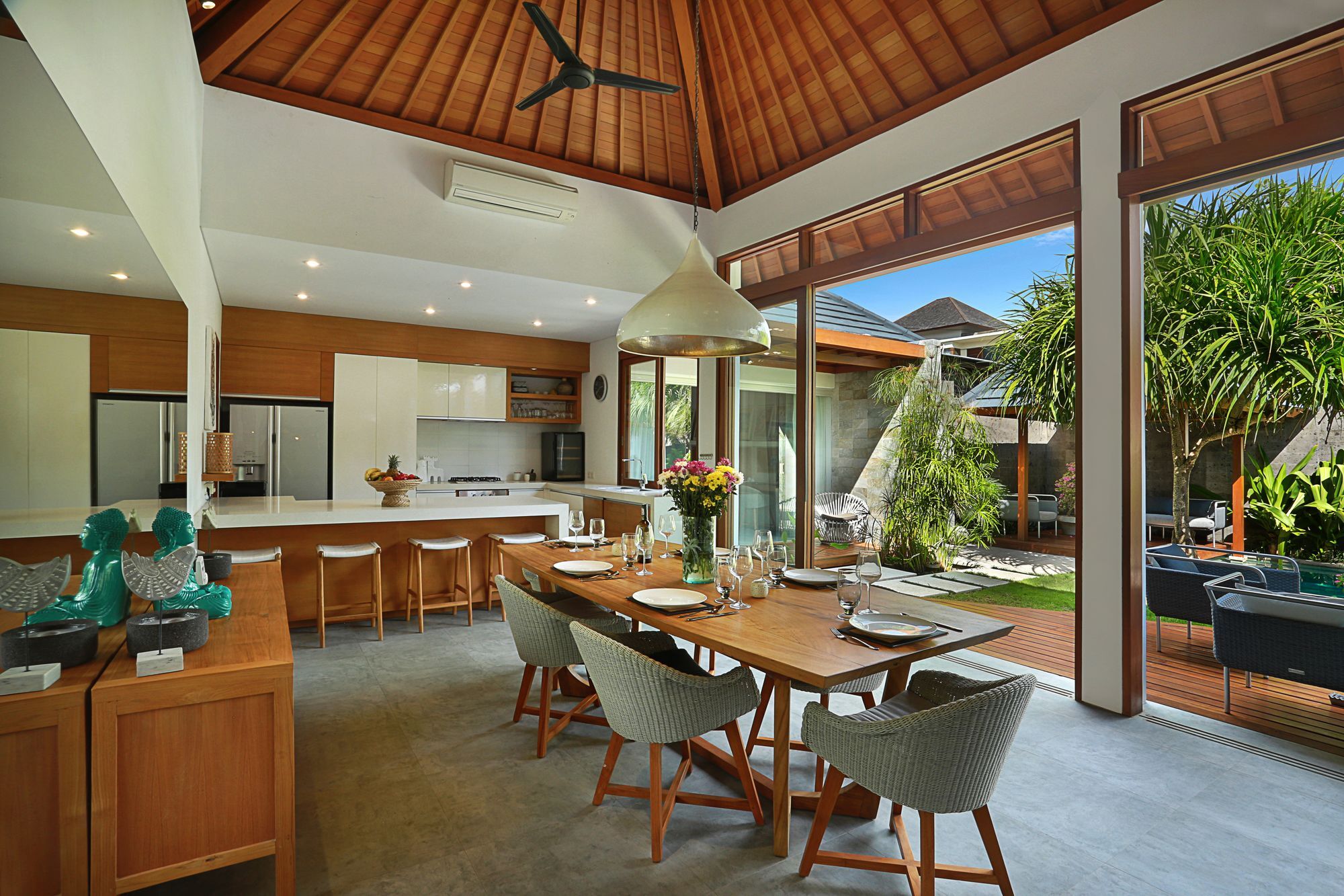 Villa Odyssey Seminyak  Exterior photo